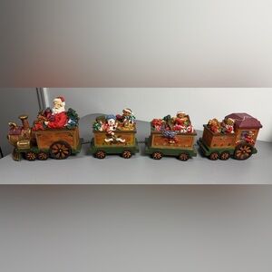 VTG 1999 North Pole Express Christmas Train Set